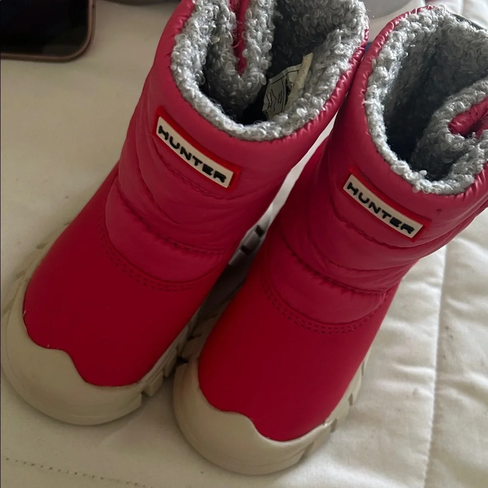 Hunter baby/Kids' Fuchsia Winter Boots Size 5US GUC
